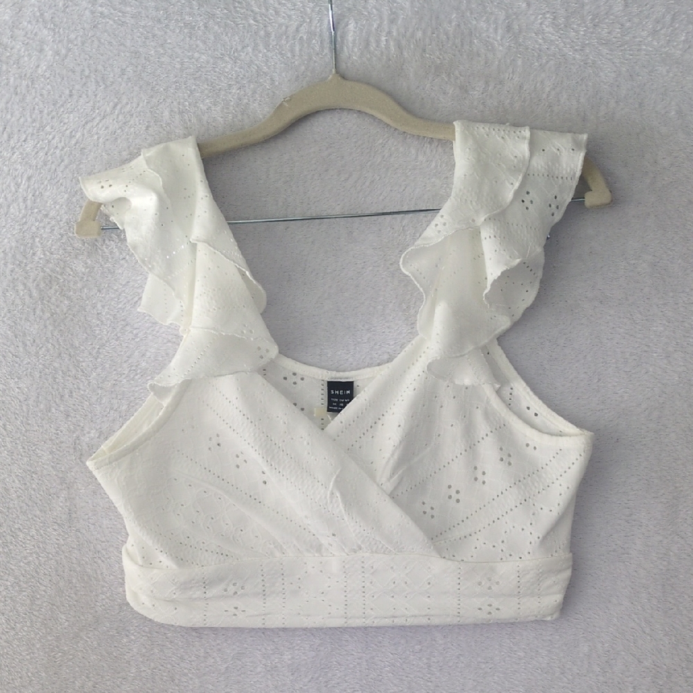 SHEIN Women's White Ruffle‎ Eyelet Cropped Top Size M